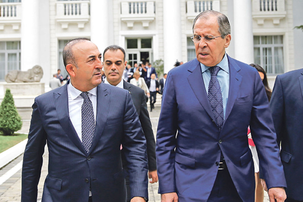 IZA KULISA: Lavrov smekšao turskog kolegu, pa napravili dil za Siriju
