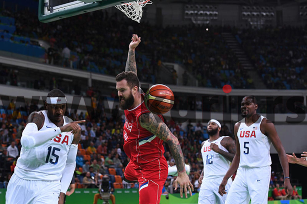 (VIDEO) TO SU NAŠI ORLOVI: Srpski košarkaši izgubili, ali žestoko namučili američki drim tim