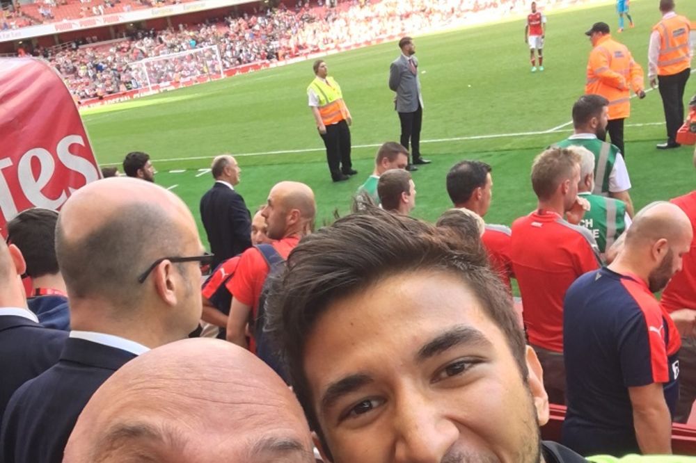 (FOTO) PRIJATELJI NA PRVI POGLED: Pogledajte ludi selfi Ajkule i Marka Grujića sa stadiona Arsenala