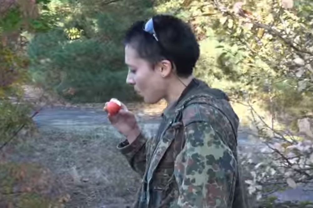 VIDEO Devojka koja jede jabuke iz Černobilja: Četiri godine istražuje elektranu bez zaštitne opreme