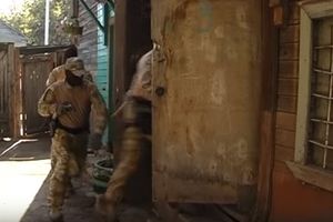(VIDEO) RUSKI SPECIJALCI SPREČILI MASAKR DŽIHADISTA: U stanu teroriste našli puške i eksploziv
