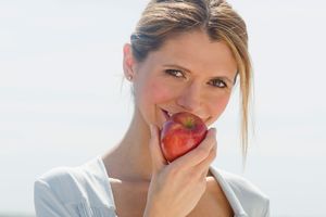 U TELU IMAMO 15 KILOGRAMA OTROVA: Izbacite ih ovim voćem i sprečite mnoge bolesti!
