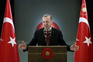 RAZOTKRIVANJE ERDOGANA: Turska želi i Istok i Zapad