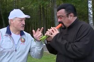 (VIDEO) ŠEFE, KOJI TI JE VRAG? Lukašenko nahranio Sigala šargarepom!