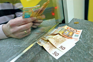 PONEDELJAK JE TAJ DAN: Dinar sutra jača prema evru!