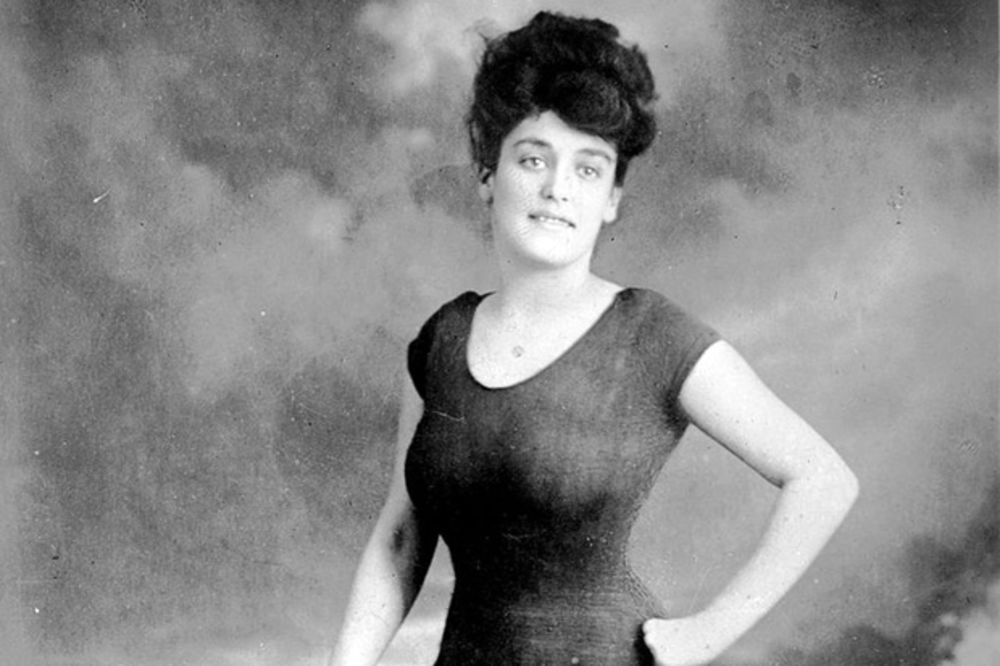 (FOTO) Pre 100 godina ova žena je uhapšena zbog kupaćeg kostima
