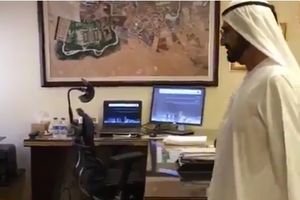 POTEZ VLADARA DUBAIJA SVE IZNENADIO: Naredio da se poskidaju vrata sa svih kancelarija!