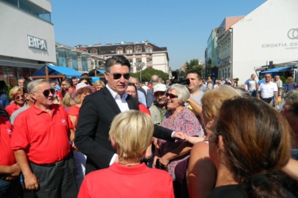 HADEZEOVCI IZVIŽDALI MILANOVIĆA U VUKOVARU: Poručio im da su šaka jada, i nahvalio Borisa Tadića!