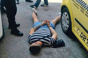 KAO NA FILMU: Razbojnik uhvaćen u taksiju dva minuta posle pljačke!