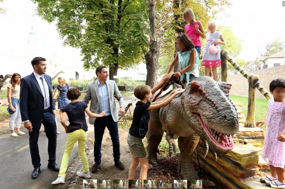 Mališani iz Zvečanske posetili Dino park na Kalemegdanu