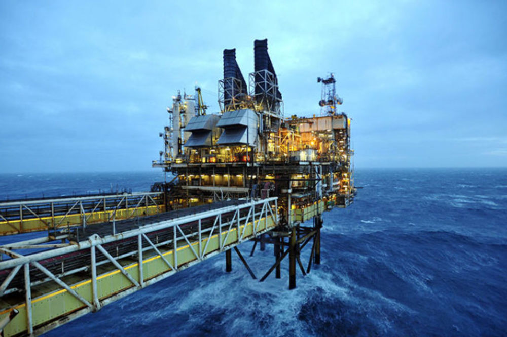 SUDAR TERETNIH BRODOVA: Izlilo se 300 tona nafte u more!