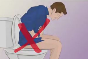 (VIDEO) CELI ŽIVOT STE POGREŠNO SEDALI NA WC ŠOLJU: Evo kako to treba da radite...