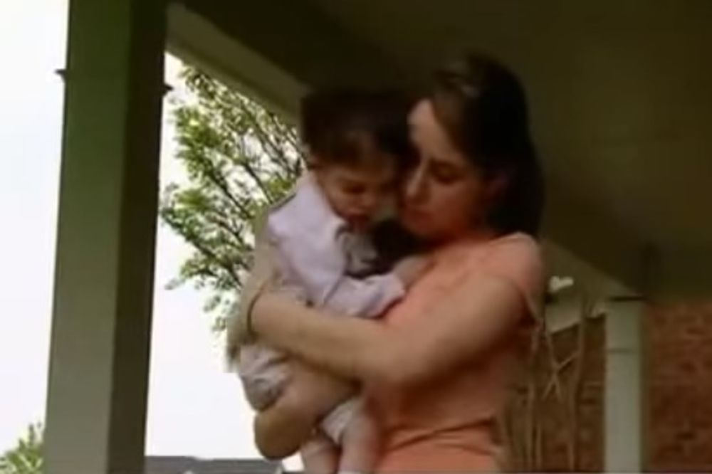 (VIDEO) DEVOJČICA ZALEĐENA U VREMENU: Ovo je priča deteta koje nije moglo da odraste