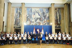 SRBIJA SE PONOSI VAMA: Nikolić primio paraolimpijce iz Rija
