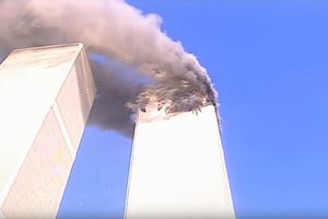 SLIKA KOJA SE SVIMA UREZALA U SEĆANJE: Šta znamo o čoveku koji je skočio u smrt 11. septembra