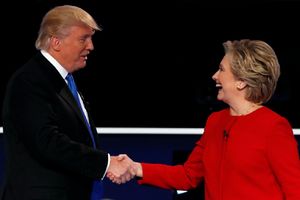 OVO SU NAJVIŠE GUGLALI: Jedna reč zbunila Amerikance tokom debate Hilari i Trampa