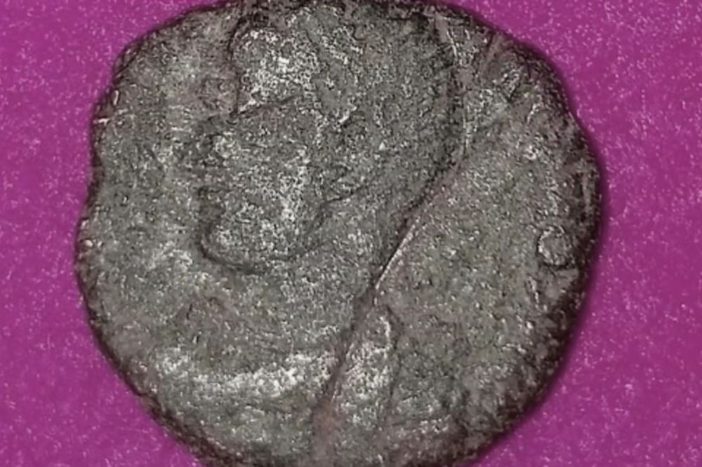 (VIDEO) VLADARI SVETA: Antički rimski novčići pronađeni u zemlji izlazećeg sunca