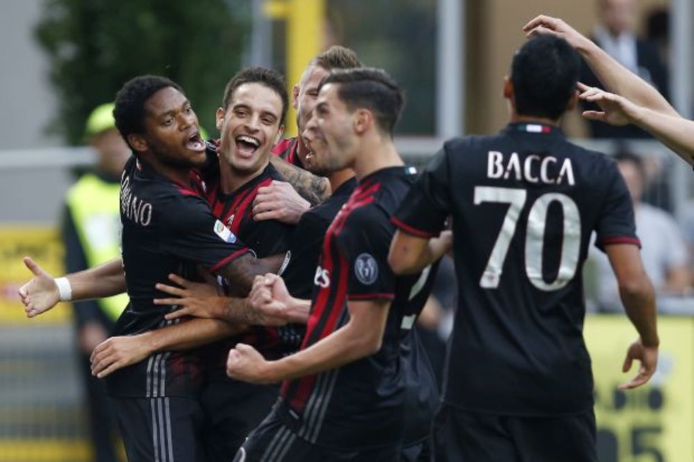 (VIDEO) GUBILI 1:3, PA POBEDILI: Milan posle preokreta nadigrao Sasuolo, Torino bolji od Fiorentine