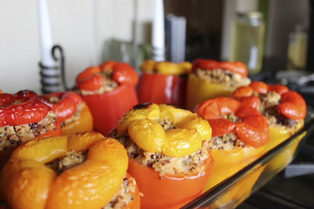 (FOTO) Pohovana, punjena i pečena: 10 recepata za jela od paprike!
