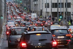 ZABORAVIŠ I KAD SI KRENUO: Saobraćajne gužve noćna su mora za vozače, a ovi evropski gradovi su najgori!