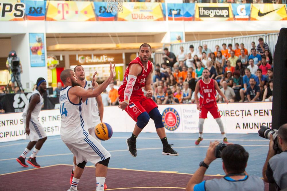 POČINJE SVETSKO PRVENSTVO: Basketaši Srbije napadaju zlato