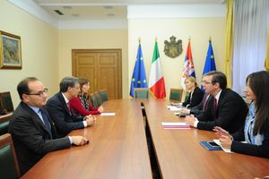 SUSRET SA KANTONEOM: Vučić se sastao sa predsednikom Italijanske antikorupcijske institucije