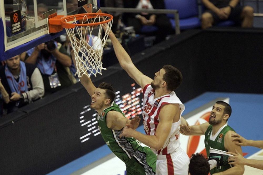39 MINUTA DOBRE IGRE PALO U VODU: Zvezdinim košarkašima teško posle poraza od Darušafake