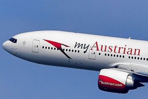 IZBEGNUTA TRAGEDIJA: Puklo staklo pilotske kabine na austrijskom avionu!