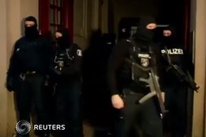 (VIDEO) RACIJE ŠIROM NEMAČKE: Policija juri Čečene džihadiste i pretresa sve sumnjivo