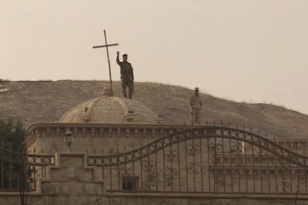 (VIDEO) IRAČANI OSLOBODILI HRIŠĆANSKI GRAD: Islamska država palila crkve da bi zatrla hrišćanstvo