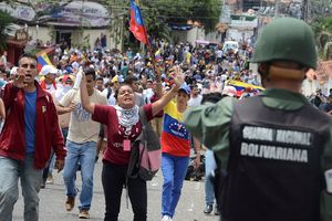 (VIDEO) VENECUELA PRED KOLAPSOM: Opozicija pozvala na generalni štrajk u petak