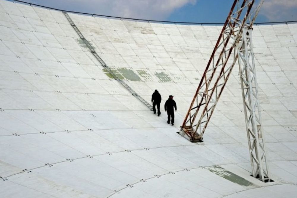 NOVO RUSKO ČUDO OTKRIVA SVE ULJEZE: Gigantrski vojni radar postavljen na Arktiku!