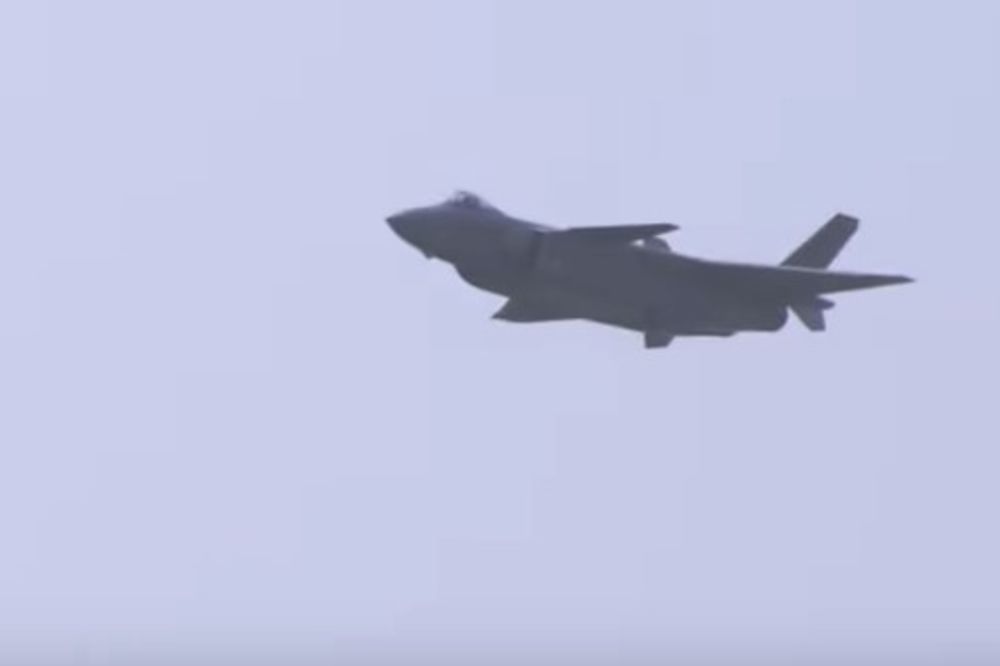 (VIDEO) PONOS KINESKE AVIJACIJE: Predstavljen novi nevidljivi avion!