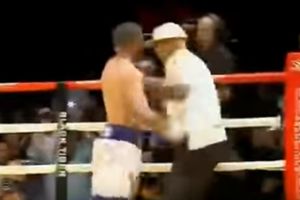 (VIDEO) POTPUNO POLUDEO: Bivši bokserski prvak nokautirao rivala, zatim i njegovog trenera
