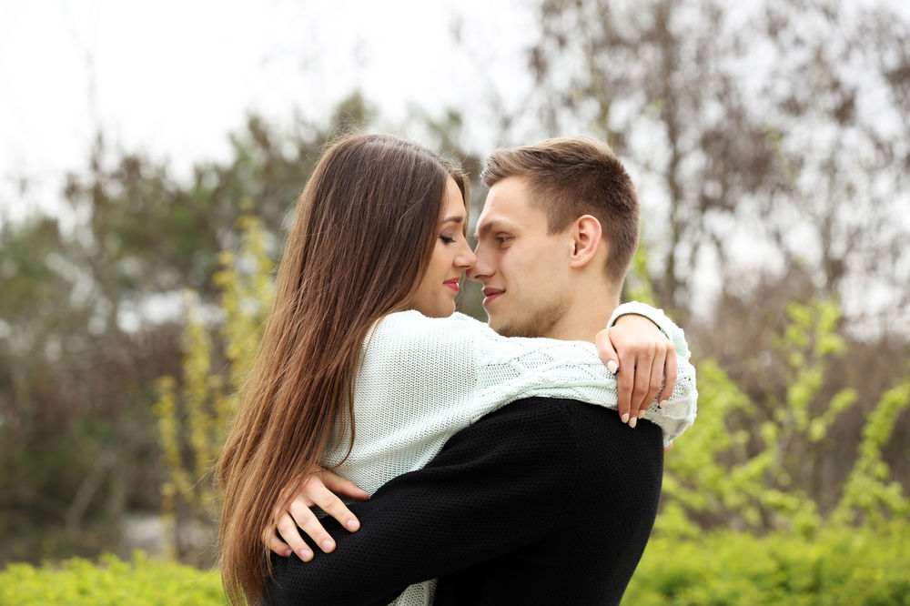 ON IPAK NIJE VAŠ PRINC IZ BAJKE: 6 dokaza da vašoj vezi ni ljubav ne pomaže