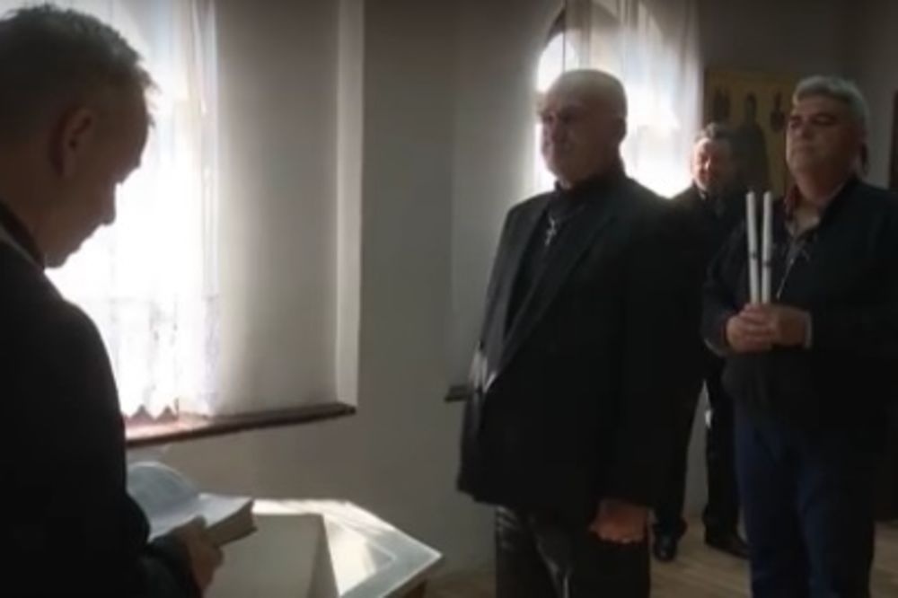 (VIDEO) NESVAKIDAŠNJE KRŠTENJE: Albanac Arif Alili prešao u pravoslavlje i postao Aleksandar!