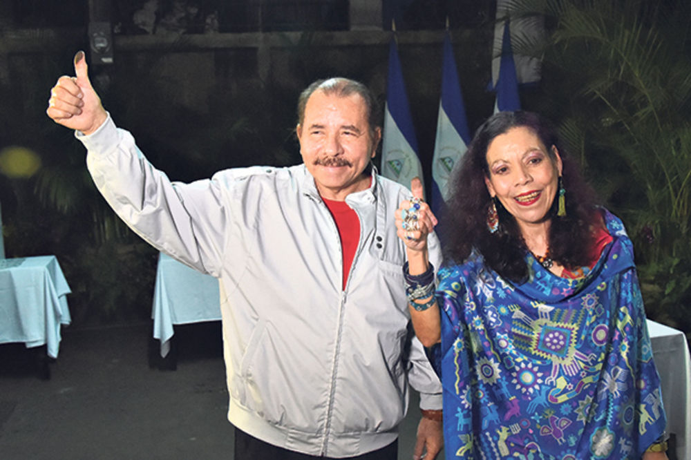 PORODIČNI BIZNIS: Ortega predsednik Nikaragve, žena potpredsednik