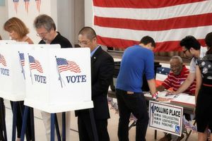 APSURDI AMERIČKIH IZBORA: Naoružani dolaze na glasanje!