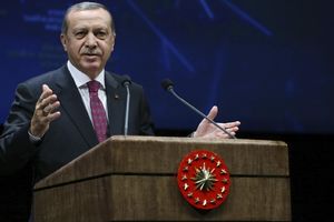 100 HOLANĐANA TAOCI U TURSKOJ: Erdogan im ne dozvoljava da izađu iz zemlje jer su ga kritikovali