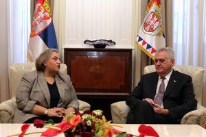 SUSRET U PREDSEDNIŠTVU: Nikolić se sastao sa šeficom misije Euleks