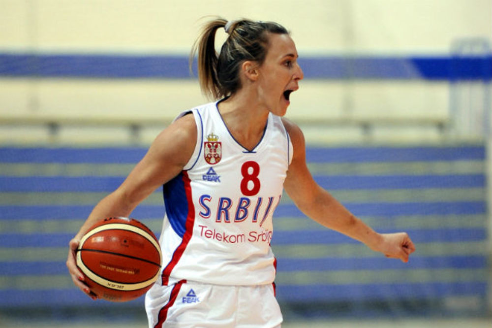 EMOTIVNO: Ovako se košarkašica Srbije oprostila od bivše selektorke Marine Maljković