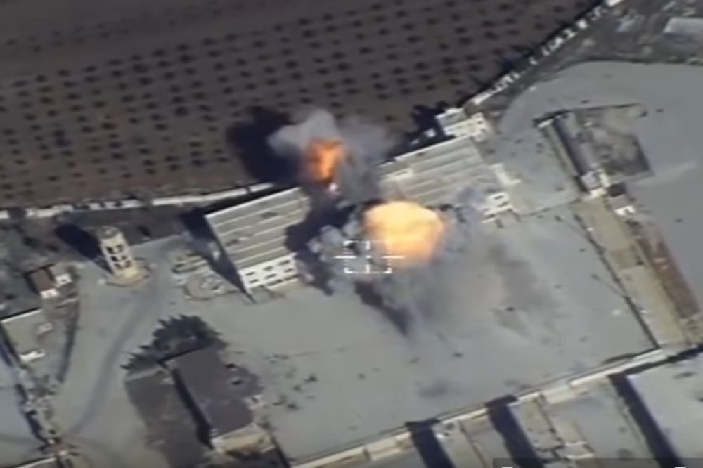 (VIDEO)  ZBRISANI SA LICA ZEMLJE: Ovako Rusi krstarećim raketama udaraju po džihadistima u Siriji!