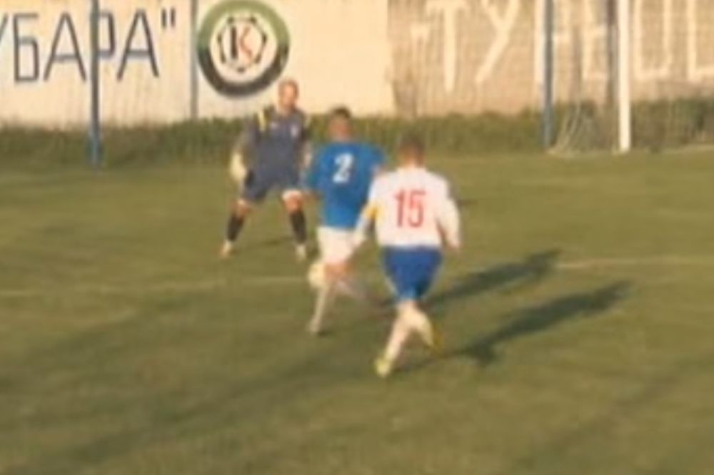 (VIDEO) LJUDI, PA DA LI JE OVO MOGUĆE: Pogledajte najveći promašaj u istoriji srpskog fudbala