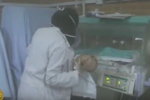 (VIDEO) NAJVEĆA TUGA U SIRIJI: Zbog srušene bolnice bebe iznose iz inkubatora i premeštaju u podrume