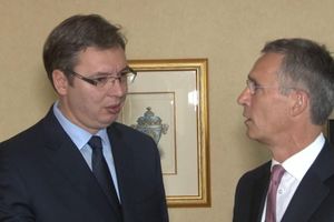 VUČIĆ SA STOLTENBERGOM U BRISELU: Bez NATO nema stabilnosti u regionu, a ni napretka Srbije