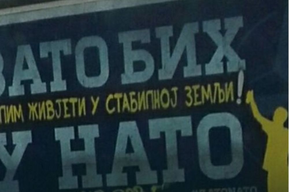 STRAVIČNA PORUKA: "Pobij Srbe" ispisano na bilbordu za ulazak BIH u NATO u Istočnom Sarajevu!