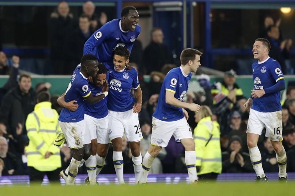 (VIDEO) VENGERU GORKE KARAMELE Everton posle preokreta pobedio Arsenal za radost Čelsija i Liverpula