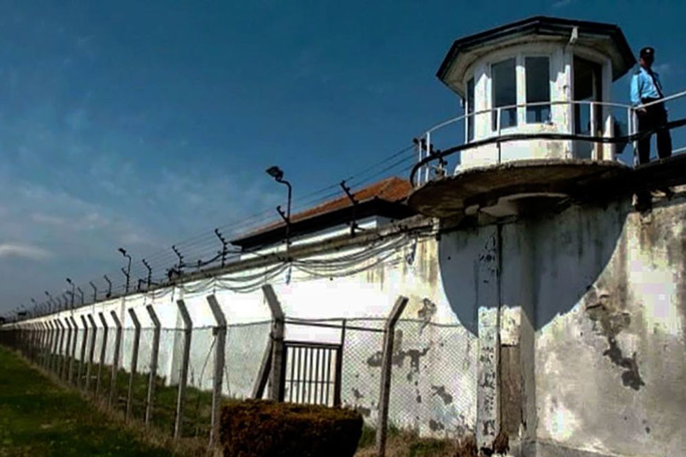 FILMSKI BEG: Zatvorenici oteli čuvara i pobegli iz makedonskog zatvora!