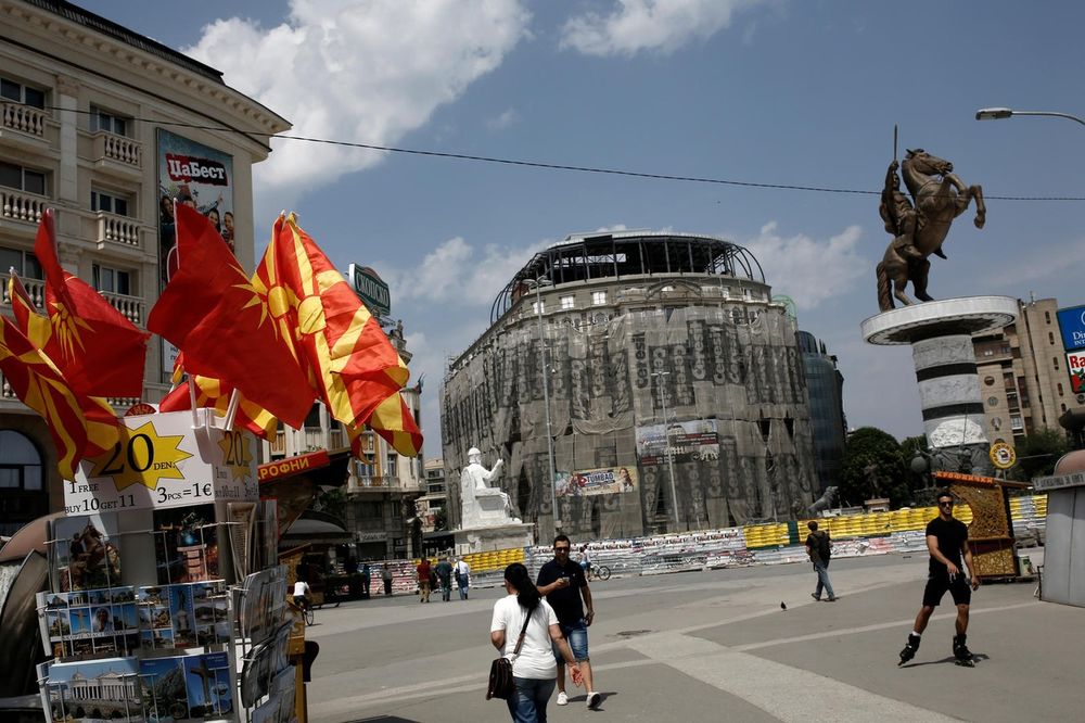 RUSKI AMBASADOR: Nijedno rešenje spolja ne donosi stabilnost Makedoniji