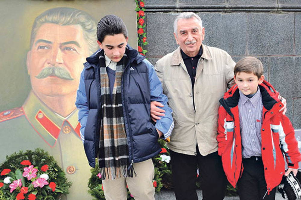 MISTERIOZNA SMRT: Staljinov unuk pronađen mrtav!